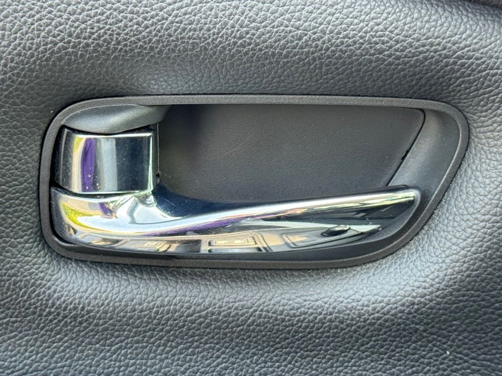 Used 2018 White Nissan SV image 15