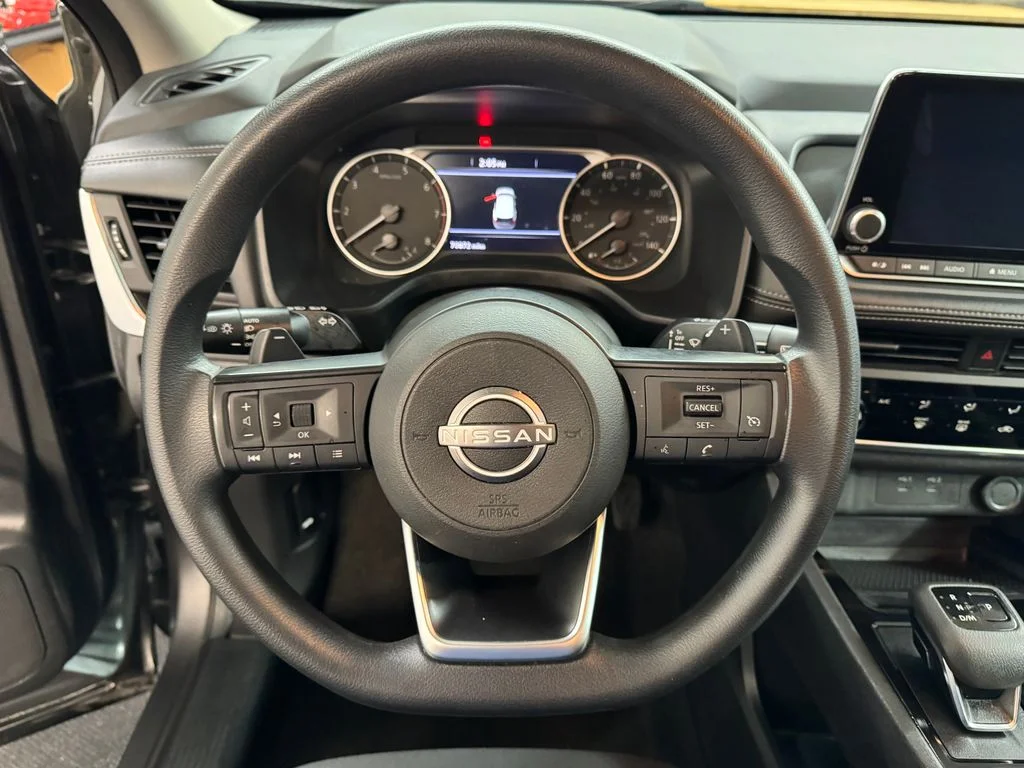 Used 2024 Gray Nissan S image 19