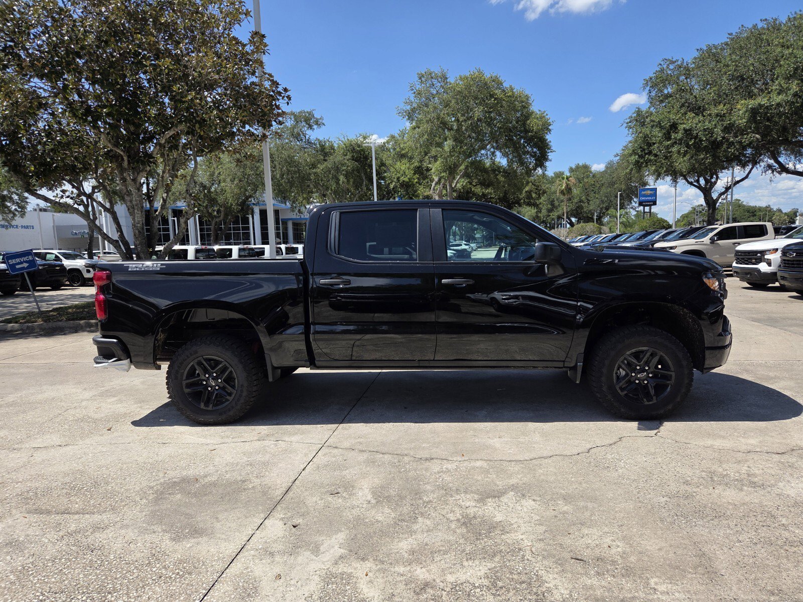 2026 Chevrolet Silverado 1500 Custom Trail Boss - Photo 8