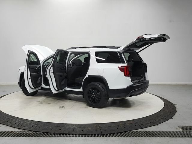 Used 2023 White GMC AT4 image 14