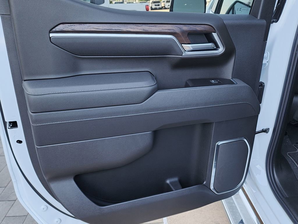 2026 GMC Sierra 1500 SLT - Photo 42