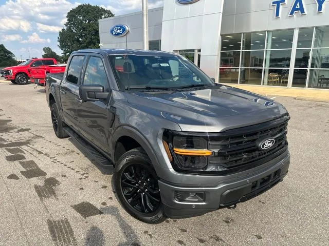 New 2026 Carbonized Gray Metallic Ford XLT image 6