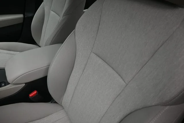 New 2026 Platinum White Pearl Honda LX image 21
