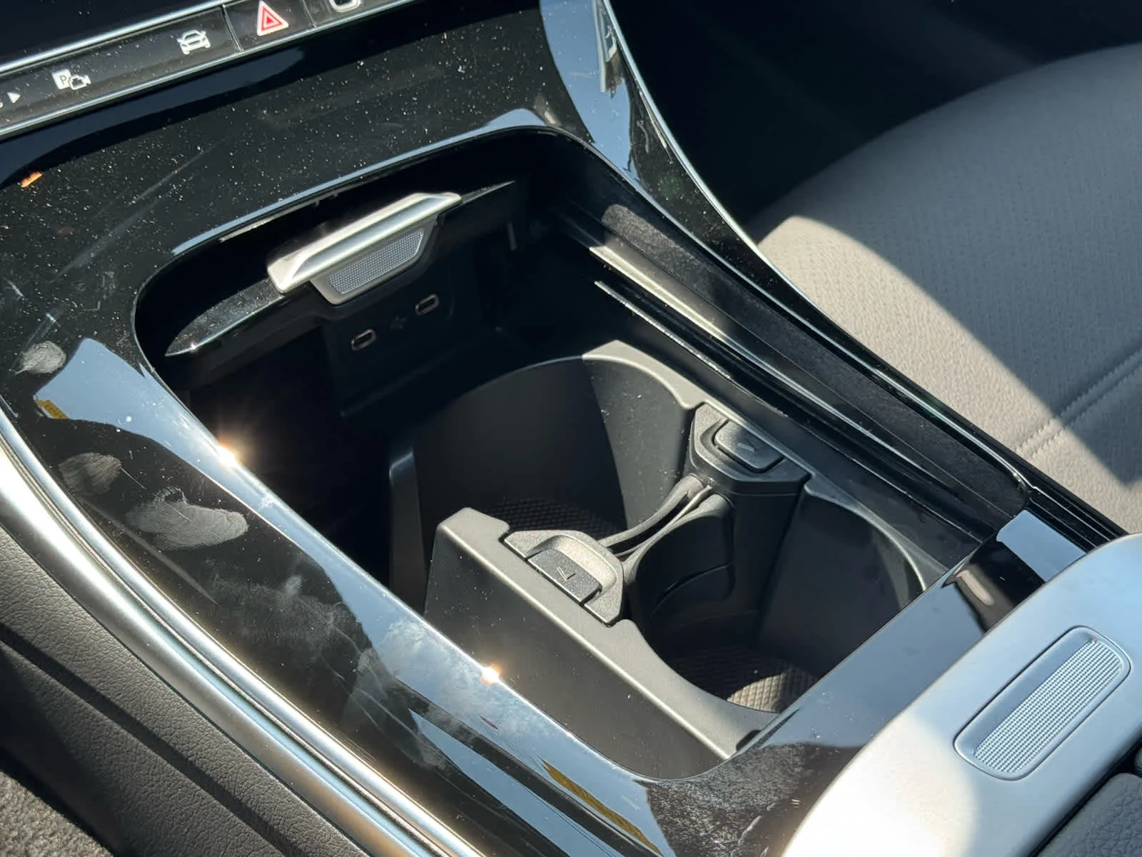 New 2026 Graphite Grey Metallic Mercedes-Benz C 300 image 24