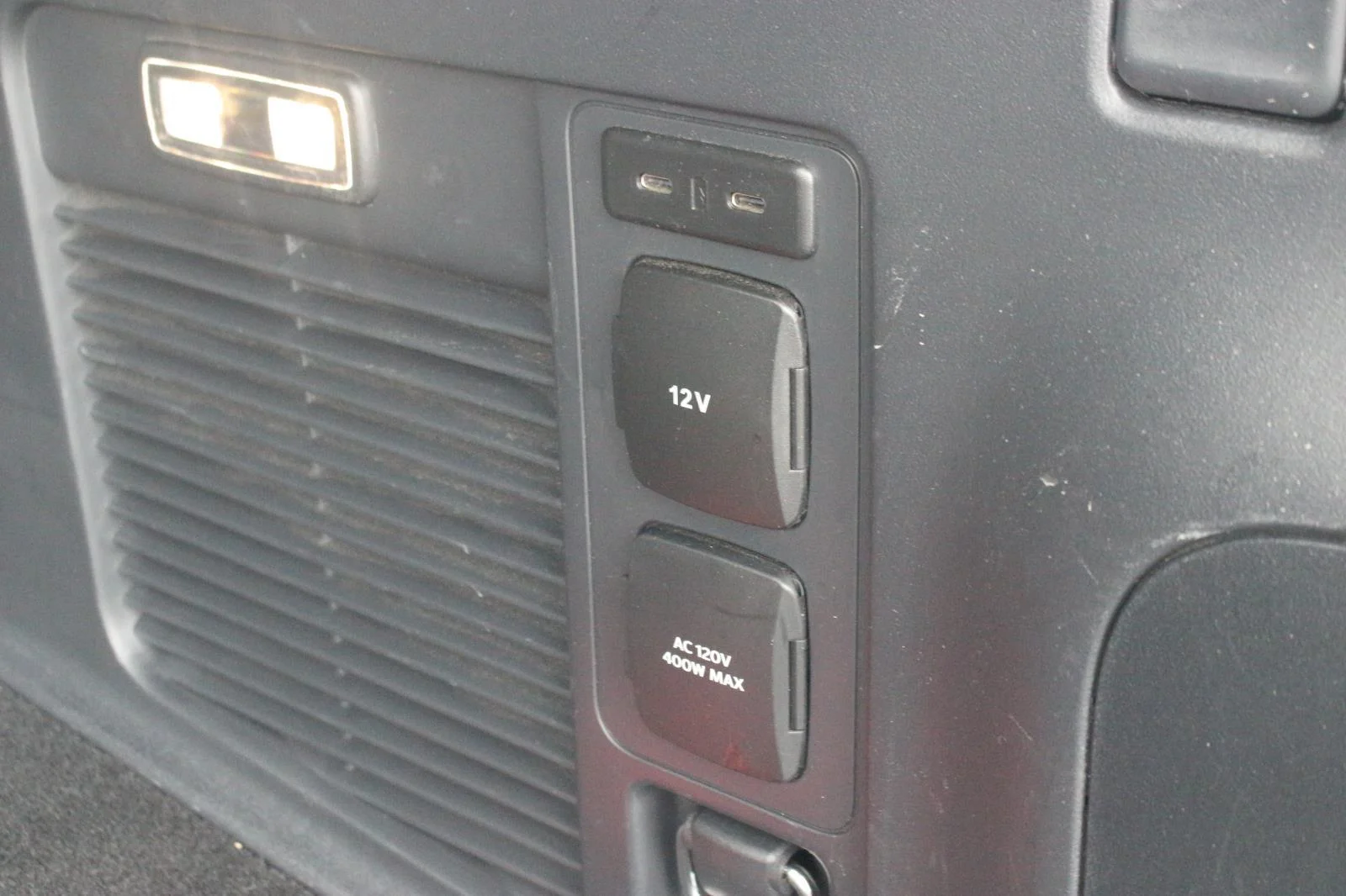 Used 2025 White Ford Tremor image 14