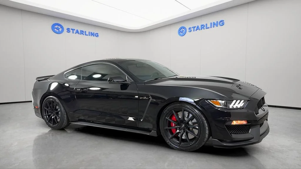 Used 2017 Black Ford Shelby GT350 image 13