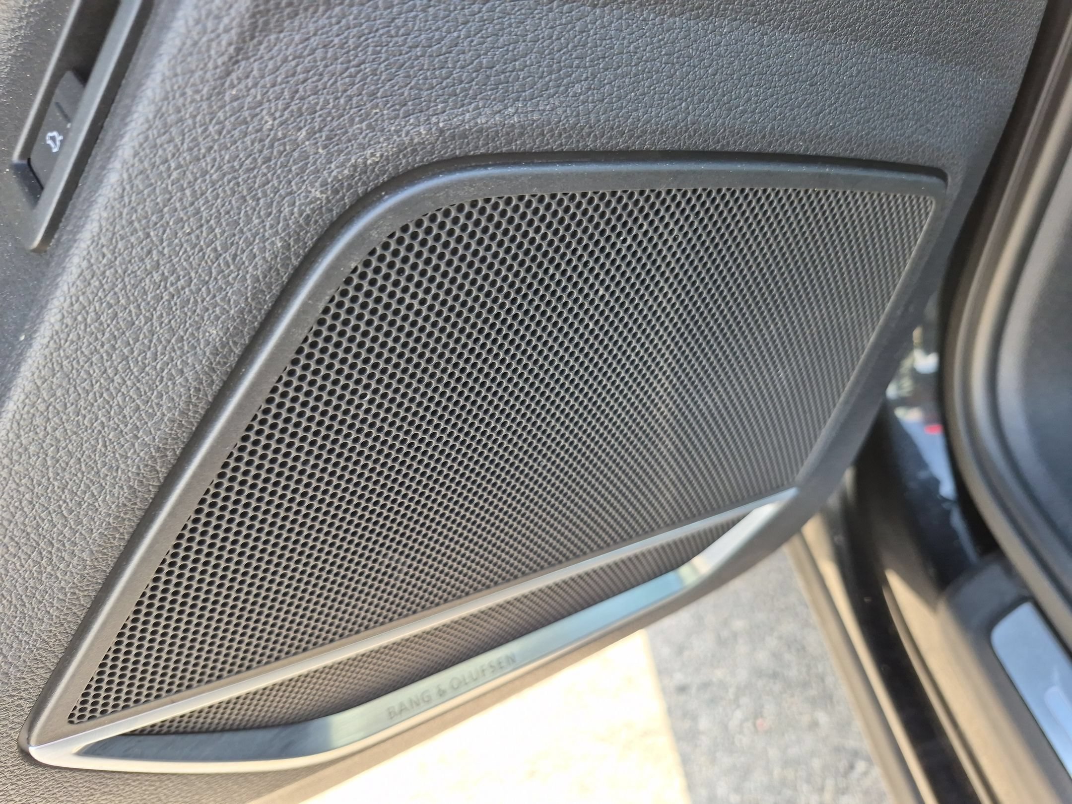 Used 2020 Black Metallic Audi S line Prestige image 13
