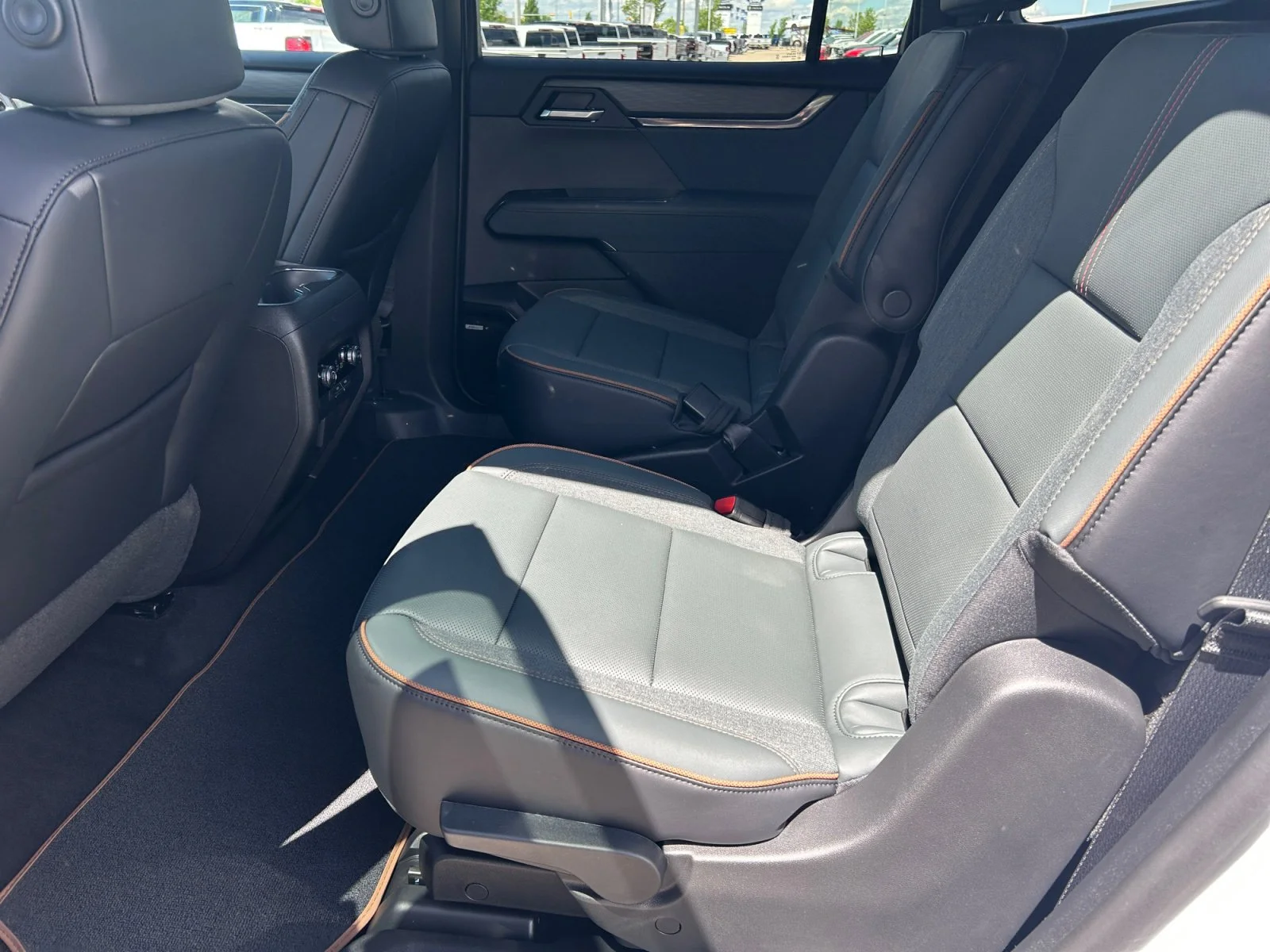 New 2026 Summit White GMC AT4 AWD image 18
