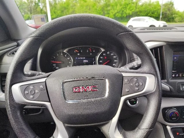Used 2023 White GMC SLE image 15