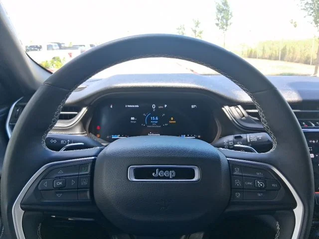 Used 2024 Black Jeep Altitude X image 8