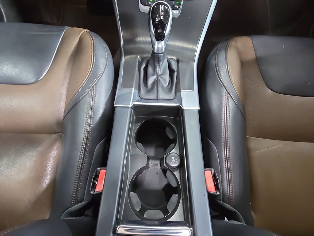 Used 2016 Gray Volvo T5 Drive-E Premier image 20