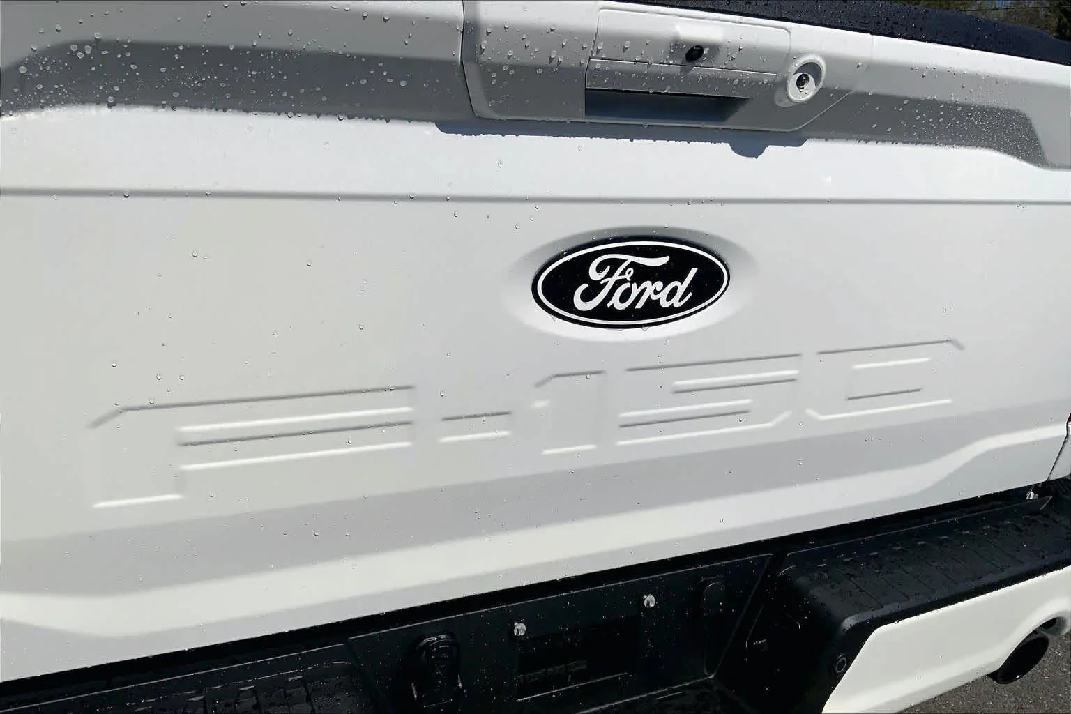 New 2026 Star White Metallic Tri-Coat Ford LARIAT image 6