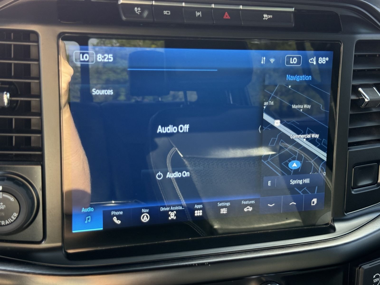 Used 2023 Gray Metallic Ford Lariat image 23