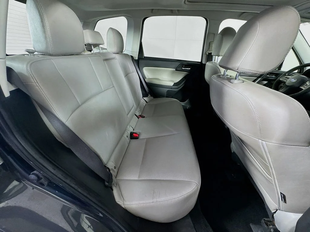 Used 2014 Gray Subaru 2.5i Touring image 34