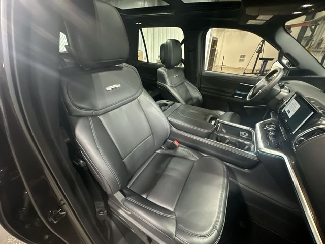 New 2027 Dark Matter Gray Metallic Ford Platinum image 32