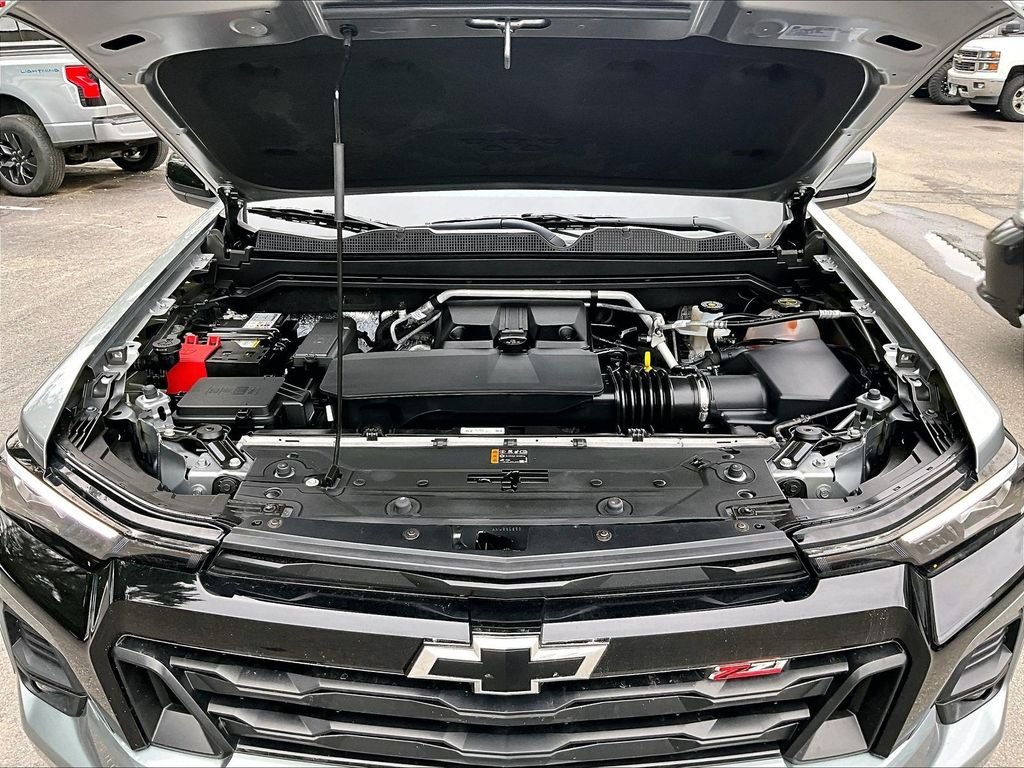 Used 2024 Sterling Gray Metallic Chevrolet Z71 image 30
