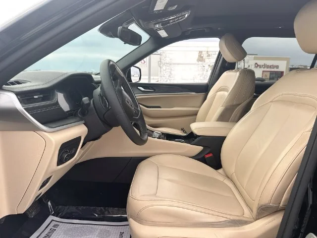Certified Used 2023 Black Jeep Limited image 11
