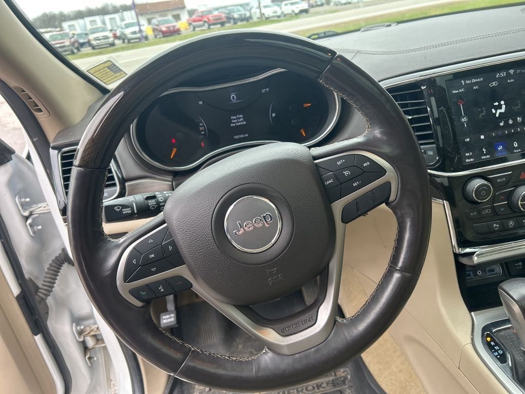 Used 2019 White Jeep Overland image 21