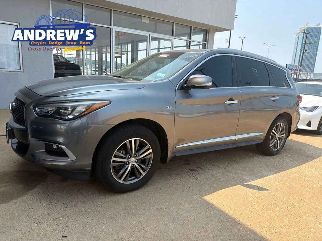 Used 2016 Gray INFINITI Base image 1