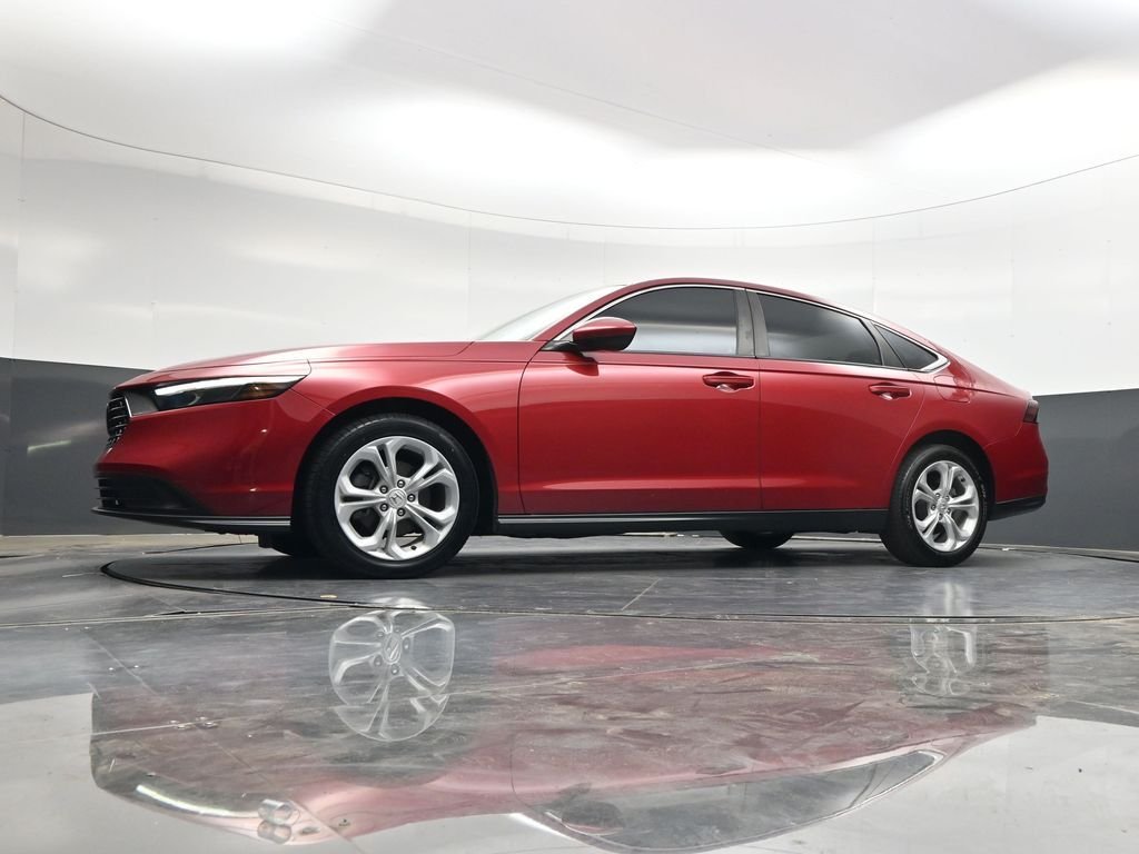 Used 2023  Honda LX image 33