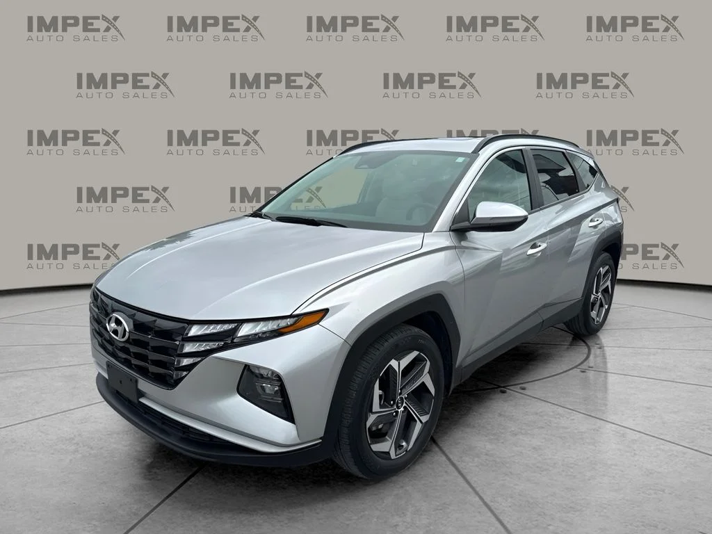 Used 2024 Silver Hyundai SEL image 1