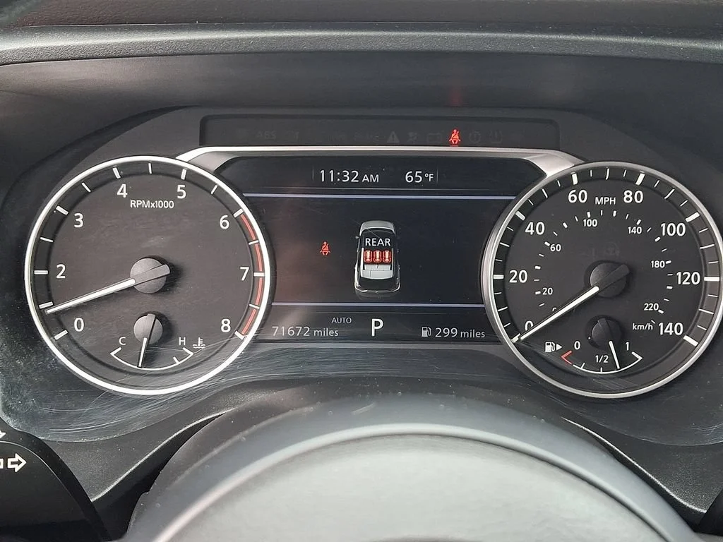 Used 2023 Scarlet Ember Tintcoat Nissan S image 26