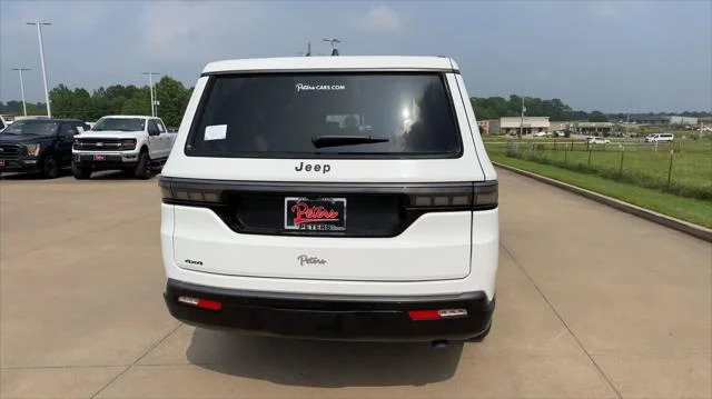 New 2026 Bright White Clear-Coat Exterior Paint Jeep Limited Altitude image 8