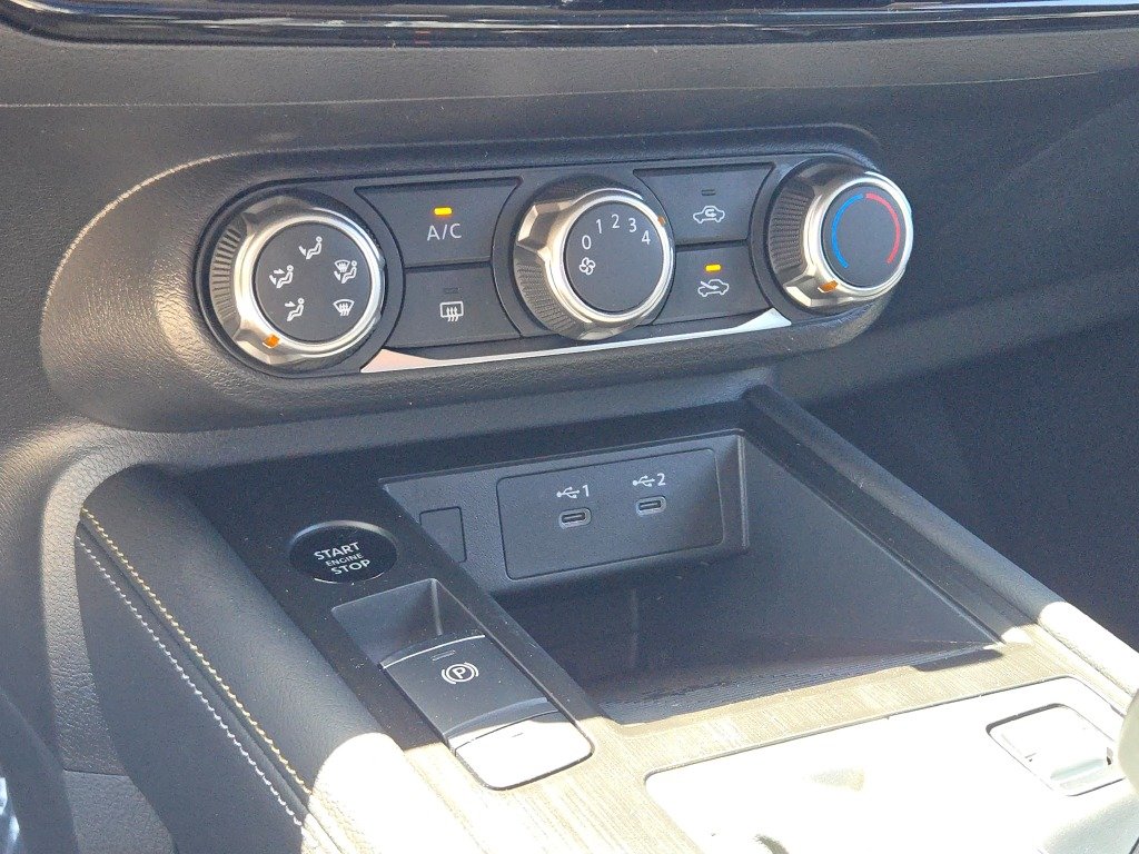 Used 2025 White Nissan SV image 20