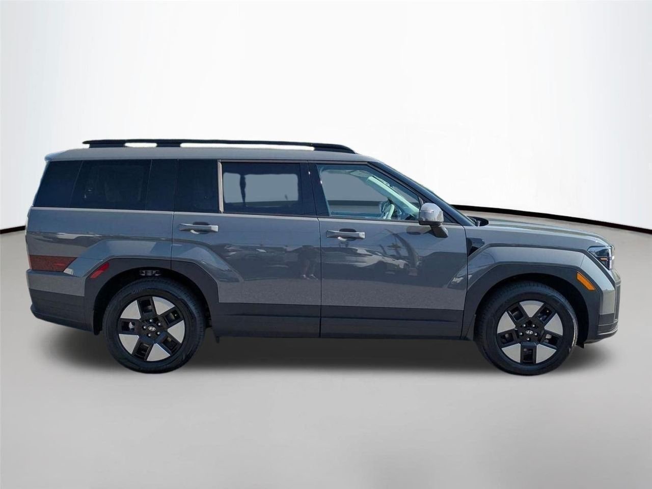 New 2026 Hampton Gray Hyundai SEL image 4