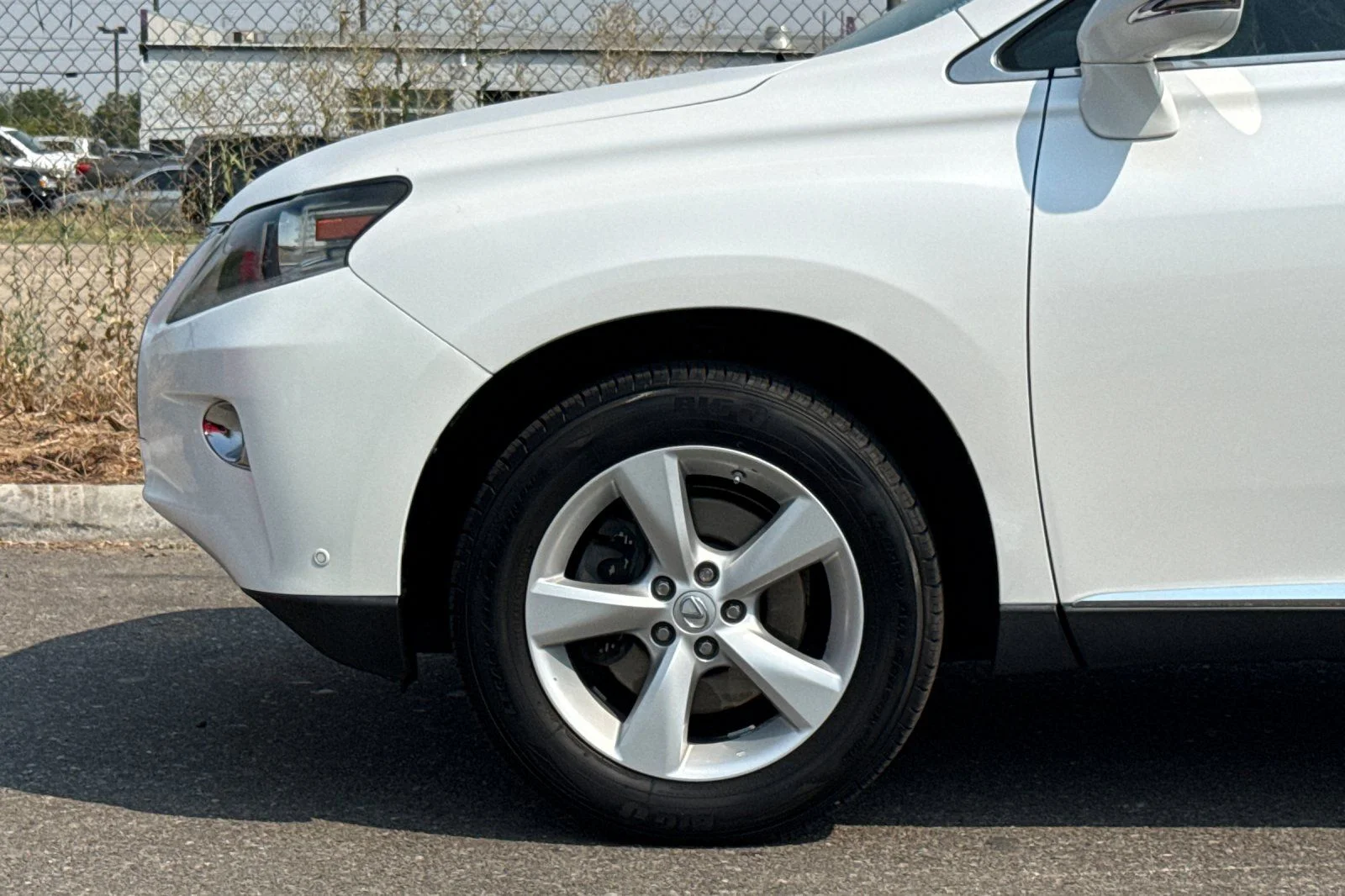 Used 2015 White Lexus 350 image 25
