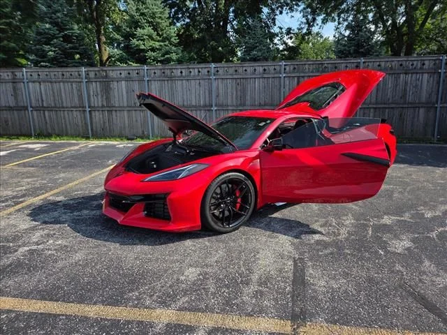 Used 2025 Torch Red Chevrolet Z06 image 4