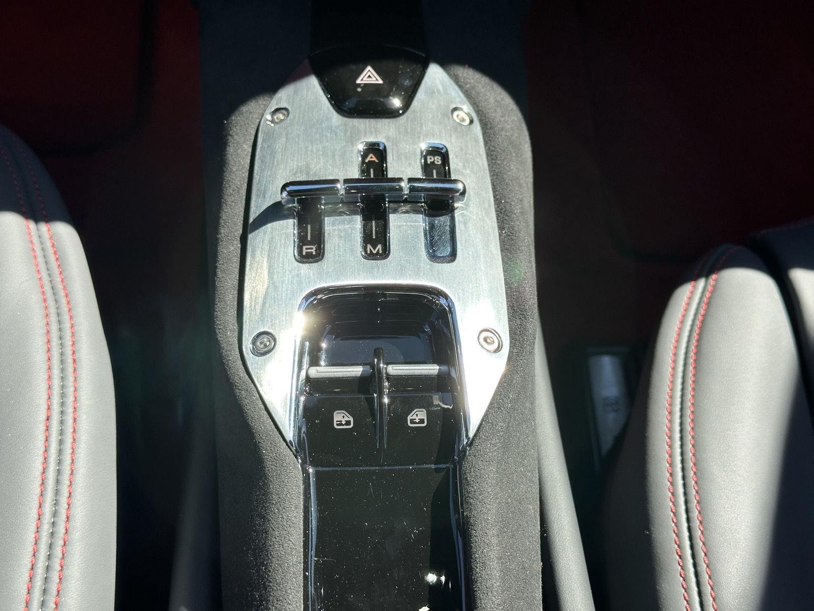 Used 2025 Bianco Cervino Ferrari  image 29