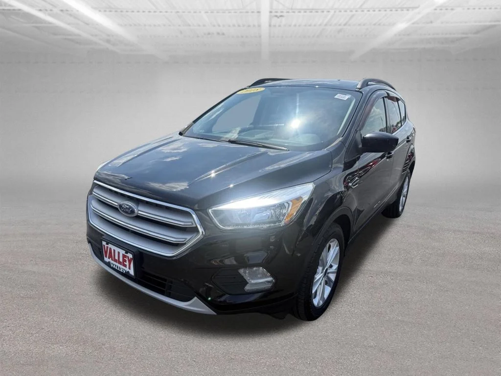 Used 2018 Black Ford SE image 12