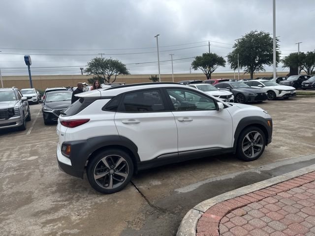 Used 2021 White Hyundai Limited image 10