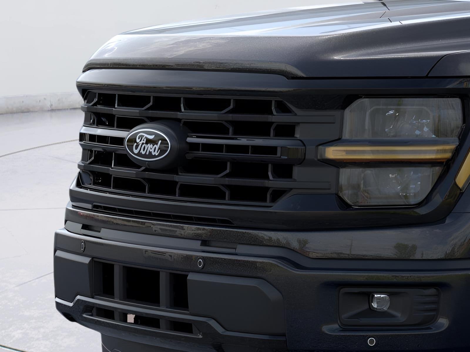 New 2026 Agate Black Metallic Ford XLT image 17