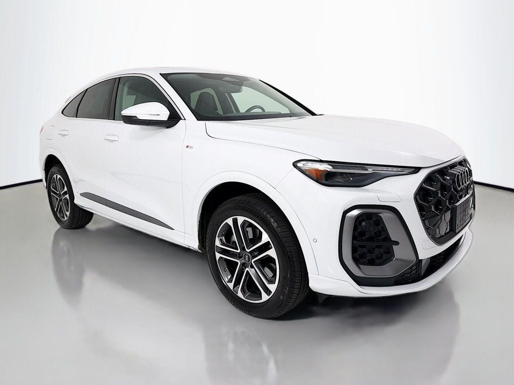 2025 Audi Q5 Sportback 45 Premium Plus's photo