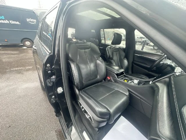 Certified Used 2022 Black Jeep Overland image 29