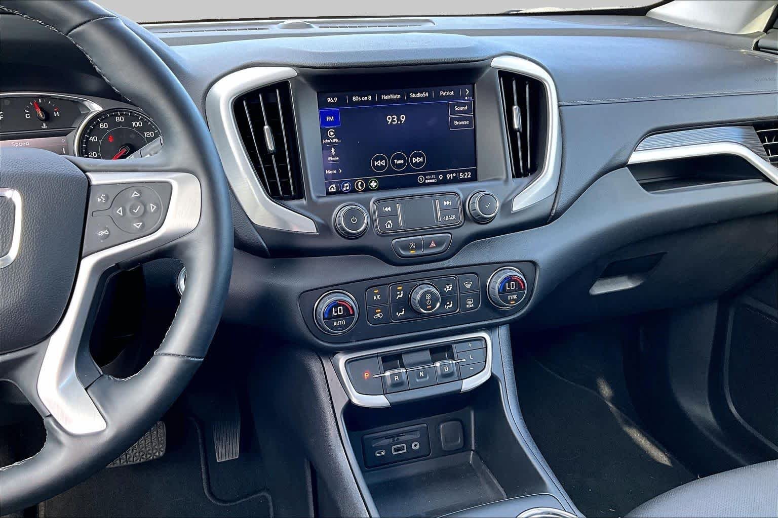 Used 2023 STERLING METALLIC GMC SLT image 7