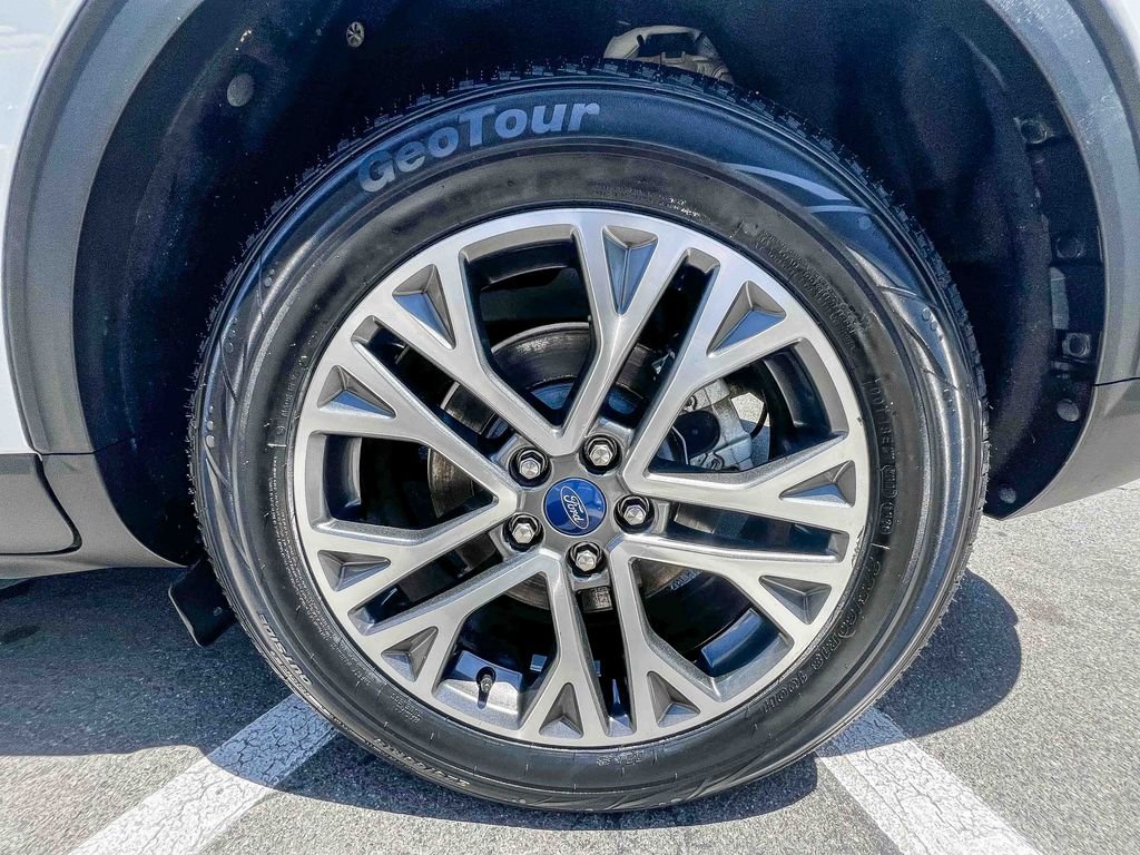 Used 2020 White Ford SEL image 9