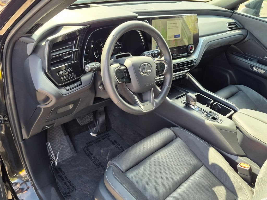 Used 2024  Lexus 350 Premium image 8
