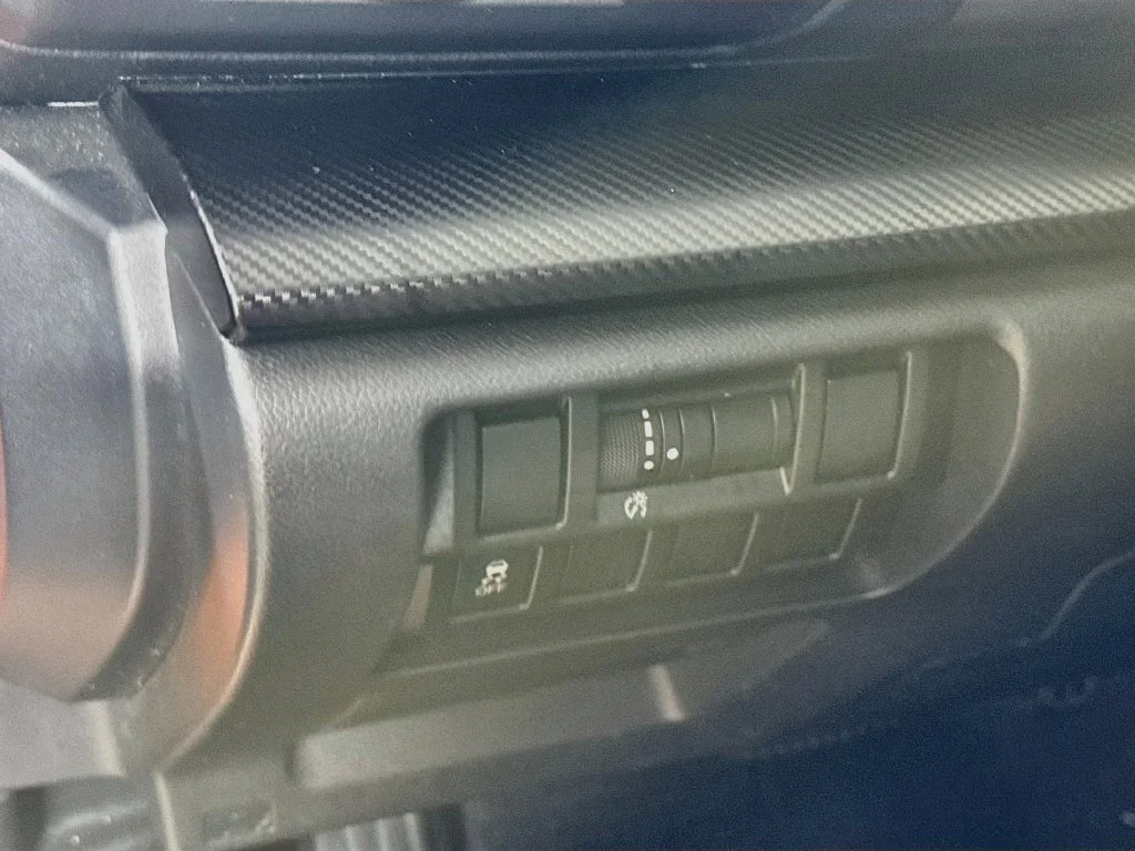 Used 2018 Orange Subaru 2.0i Premium image 10