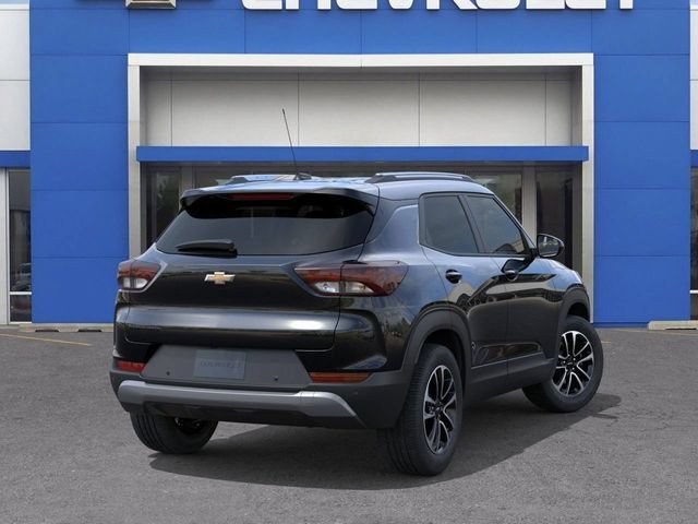 New 2026 Mosaic Black Metallic Chevrolet LT image 4