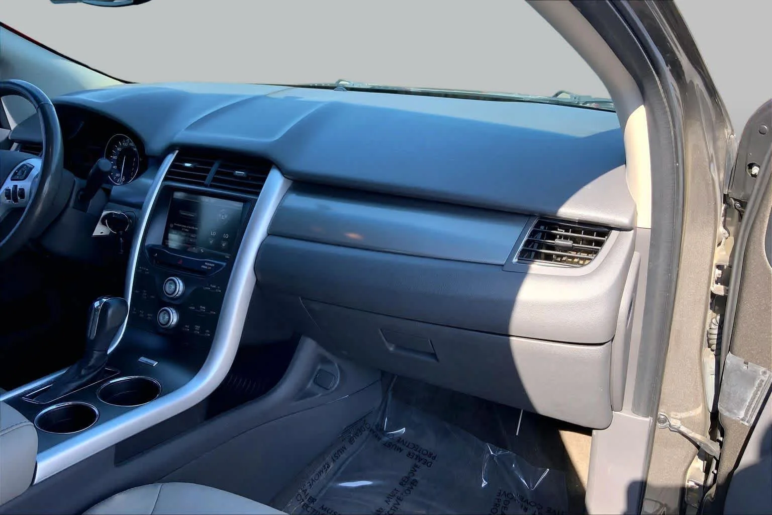 Used 2013 Mineral Gray Metallic Ford SEL image 18