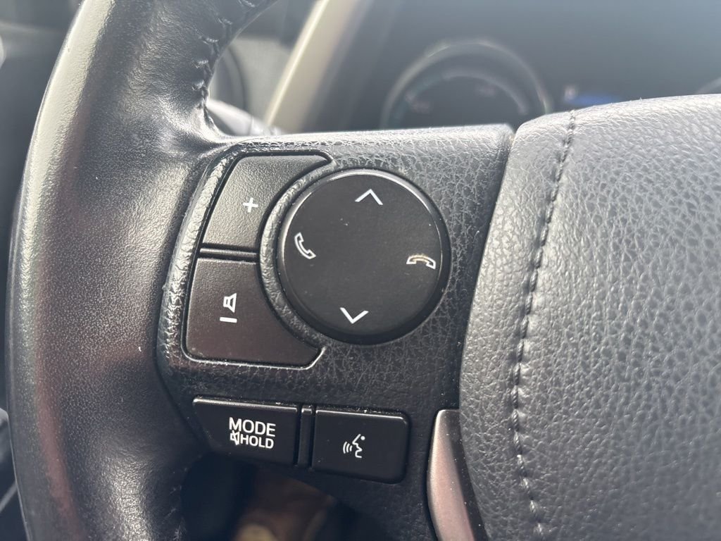 Used 2016 Black Toyota Limited image 18