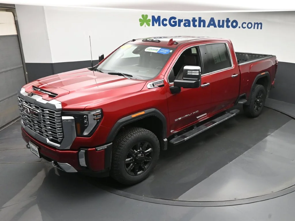 Used 2024 Red GMC Denali image 23