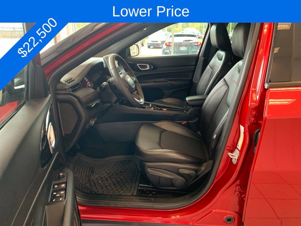 Used 2025 Red Jeep Trailhawk image 3