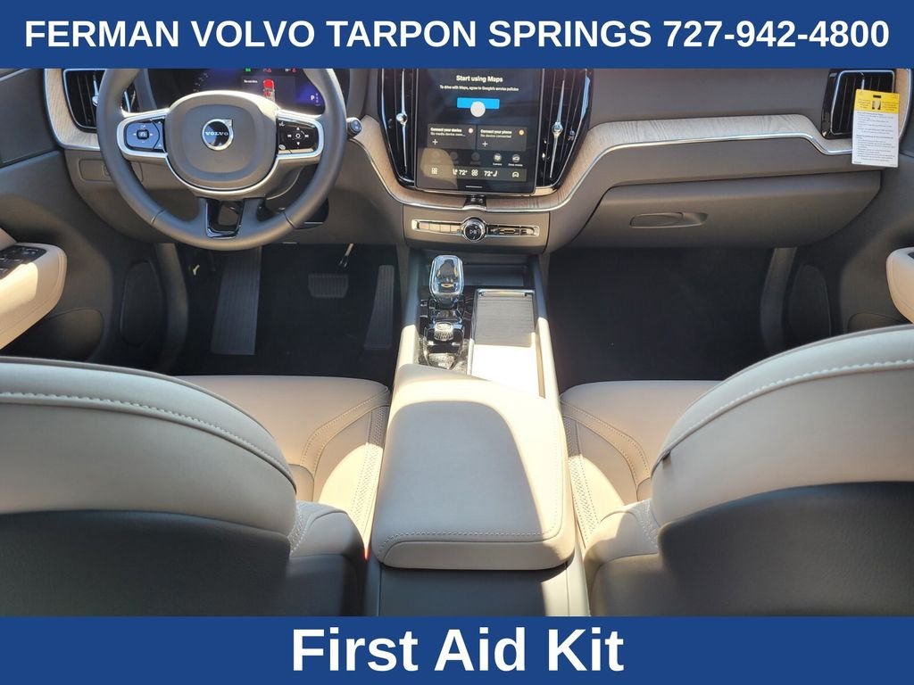2026 Volvo XC60 Plus - Photo 17