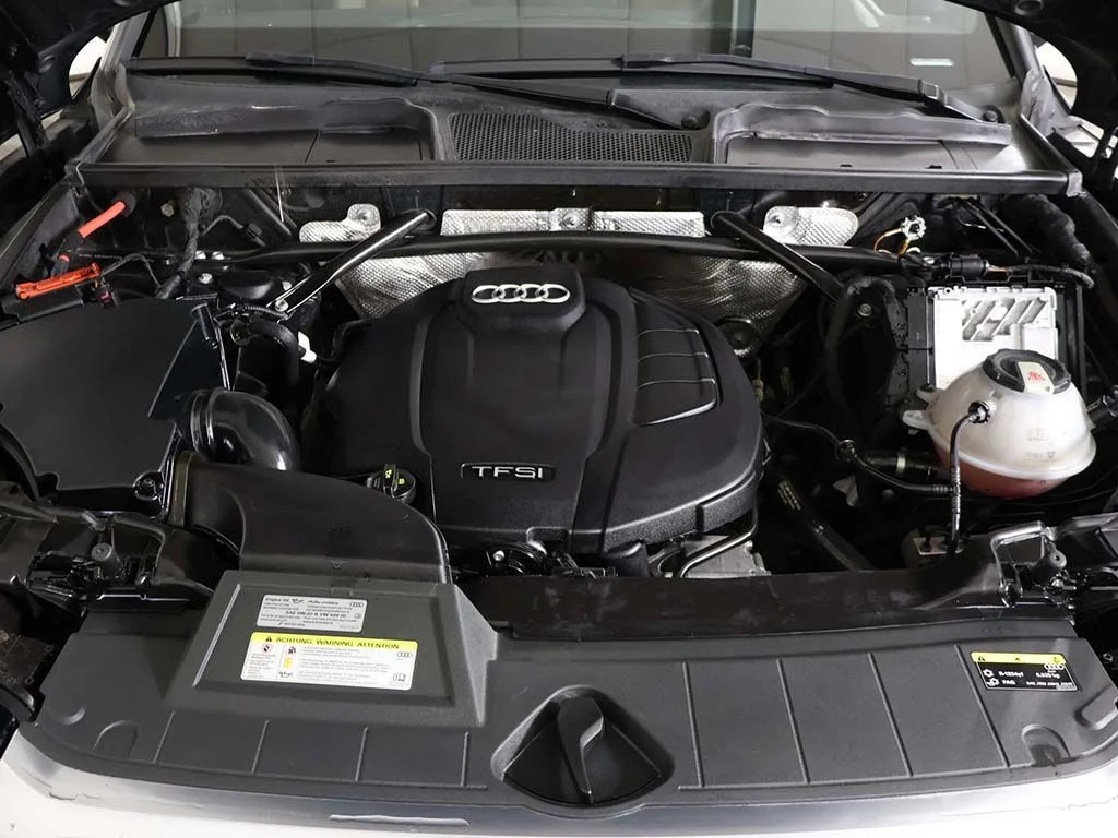 Used 2020 Brilliant Black Audi 45 Premium image 21