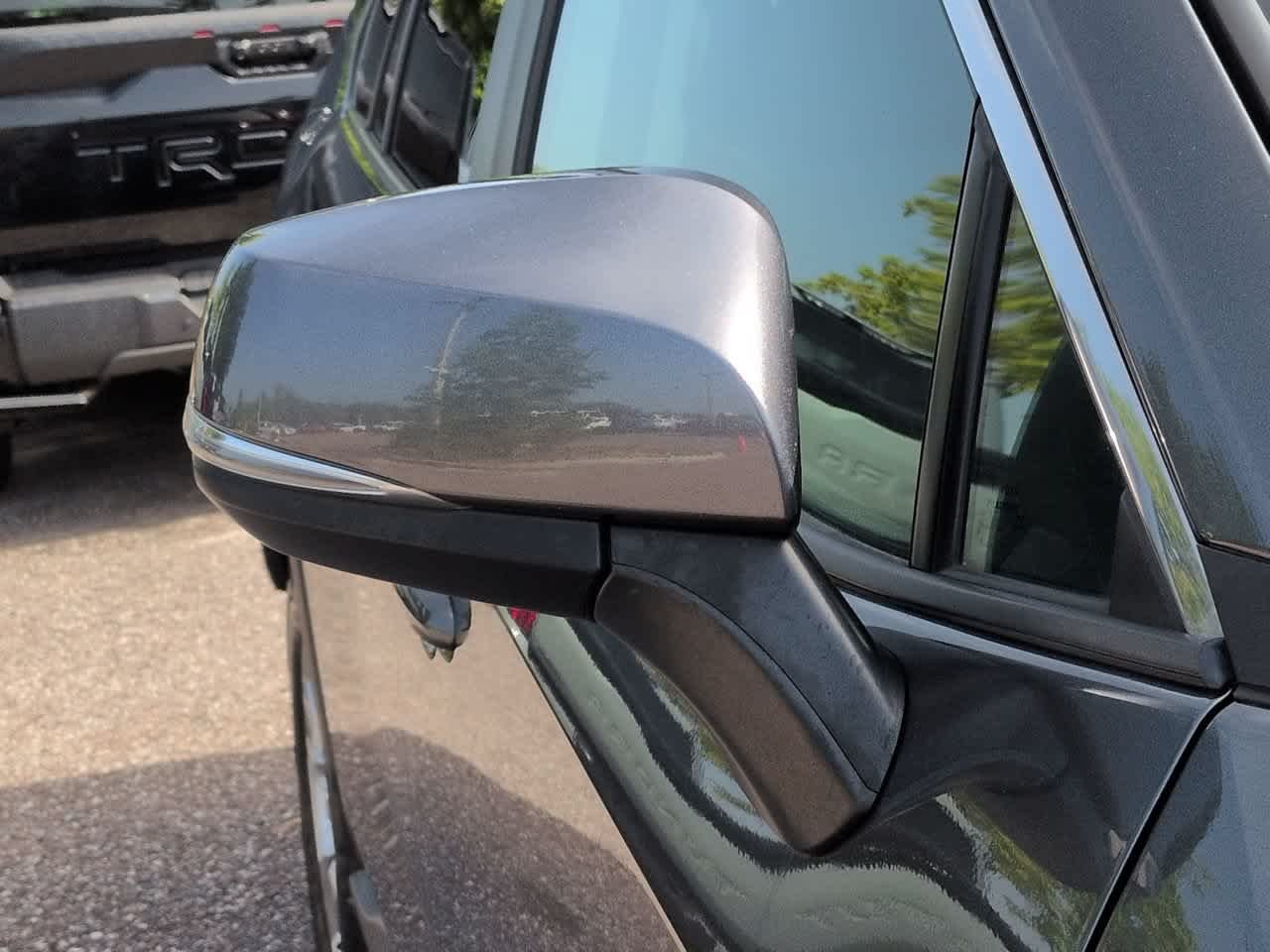 Used 2020 Magnetic Gray Metallic Toyota XLE image 12