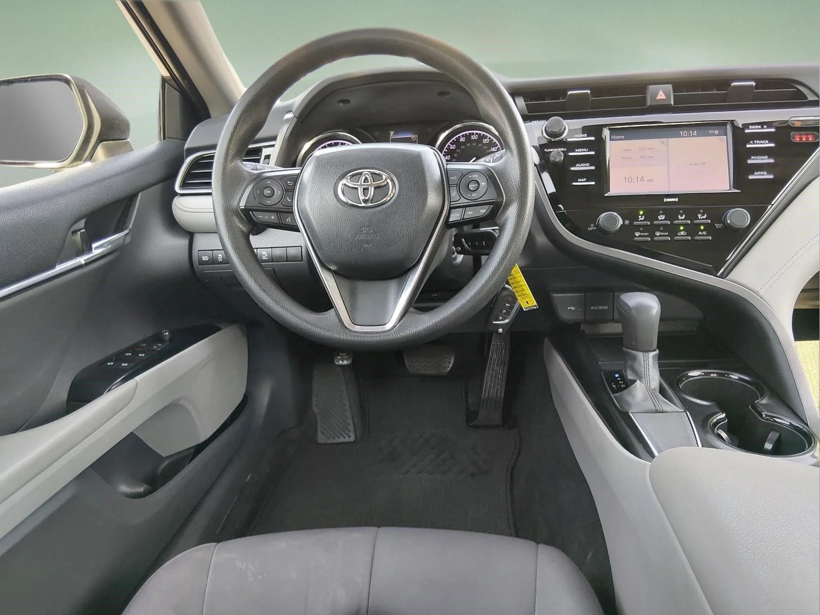 Used 2020 Predawn Gray Mica Toyota LE image 16